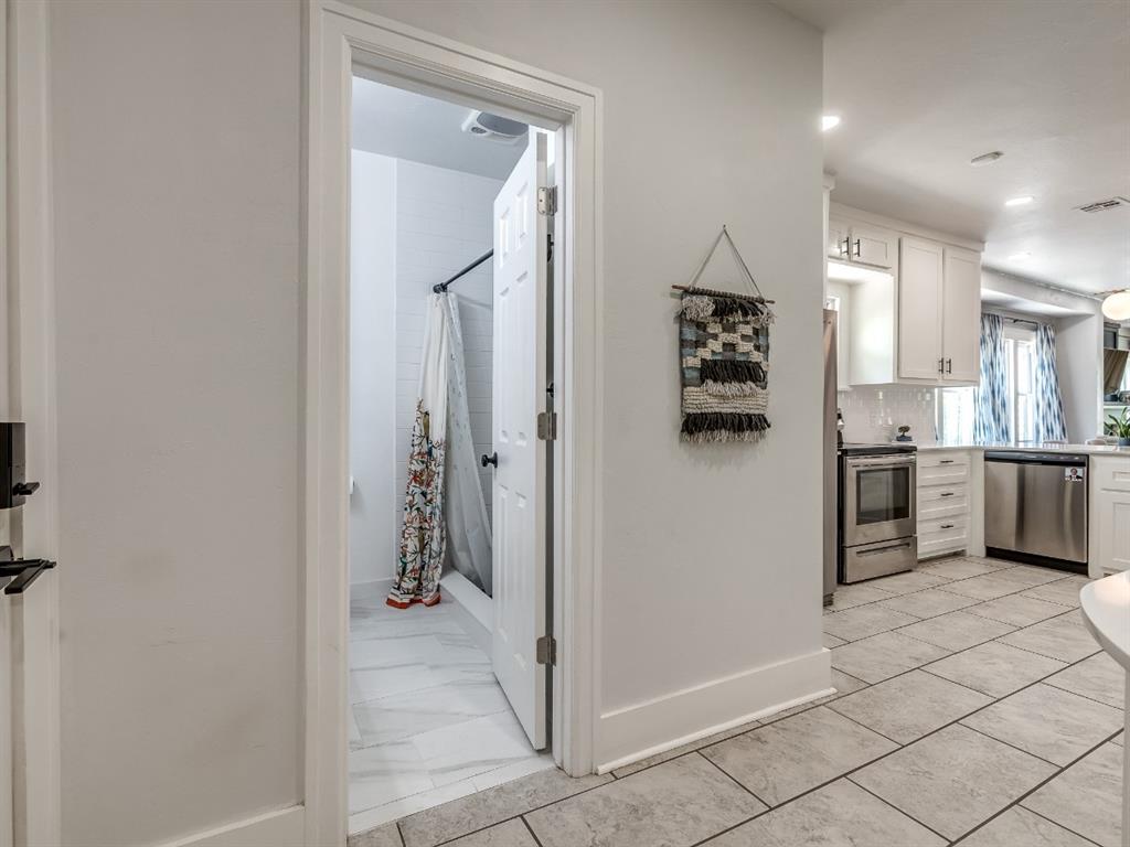 1216 NW 33rd Street