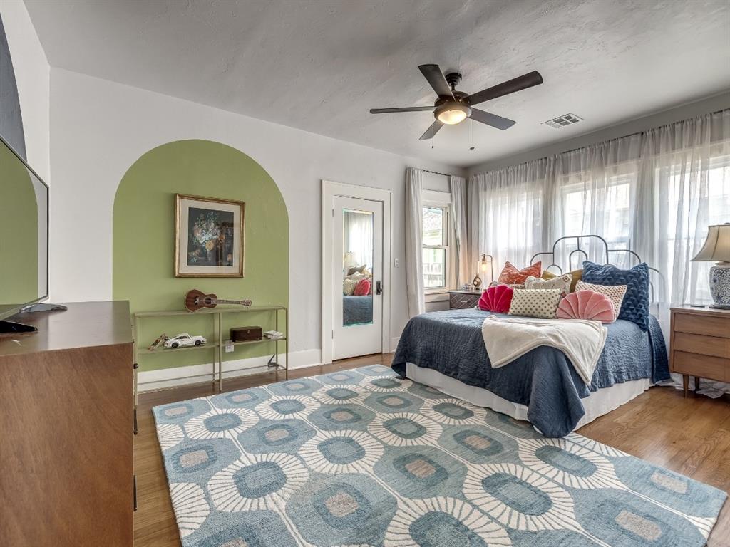 1216 NW 33rd Street