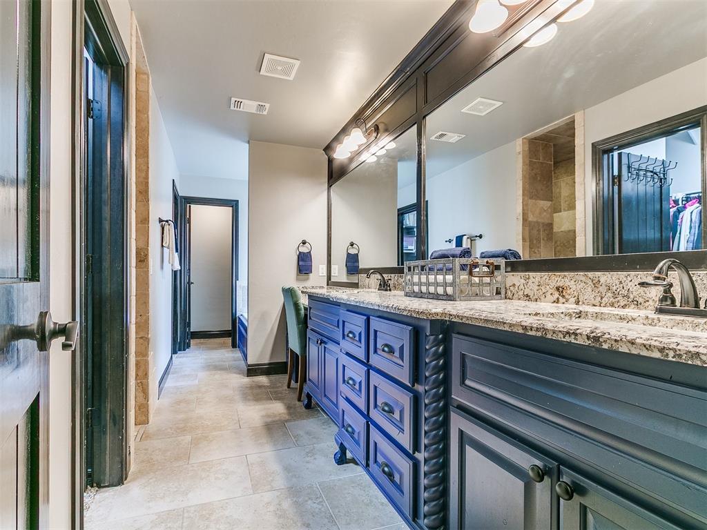 3325 Lakeshire Ridge Way