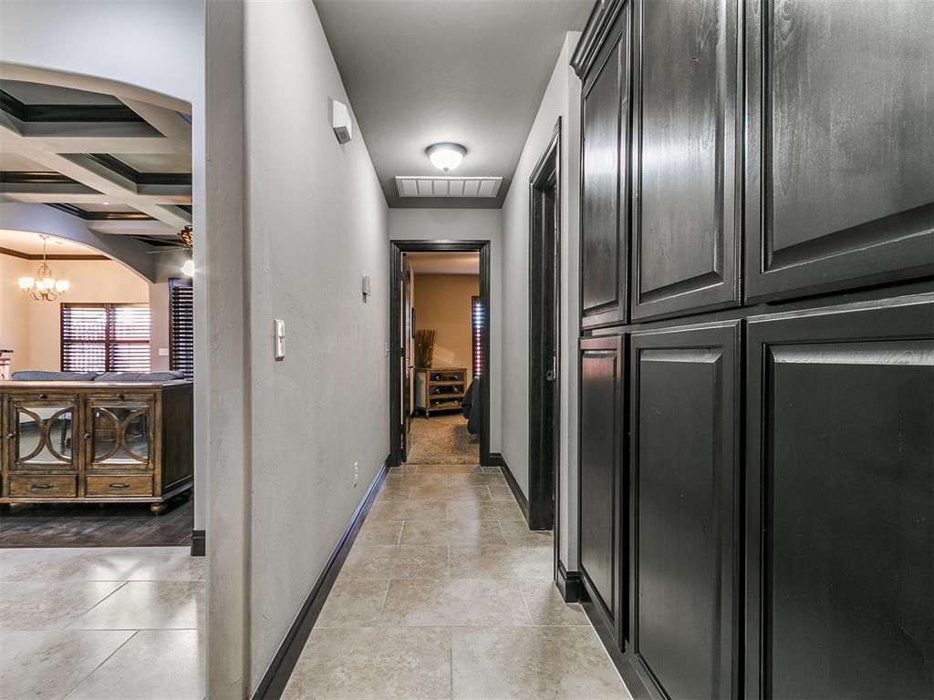 3325 Lakeshire Ridge Way