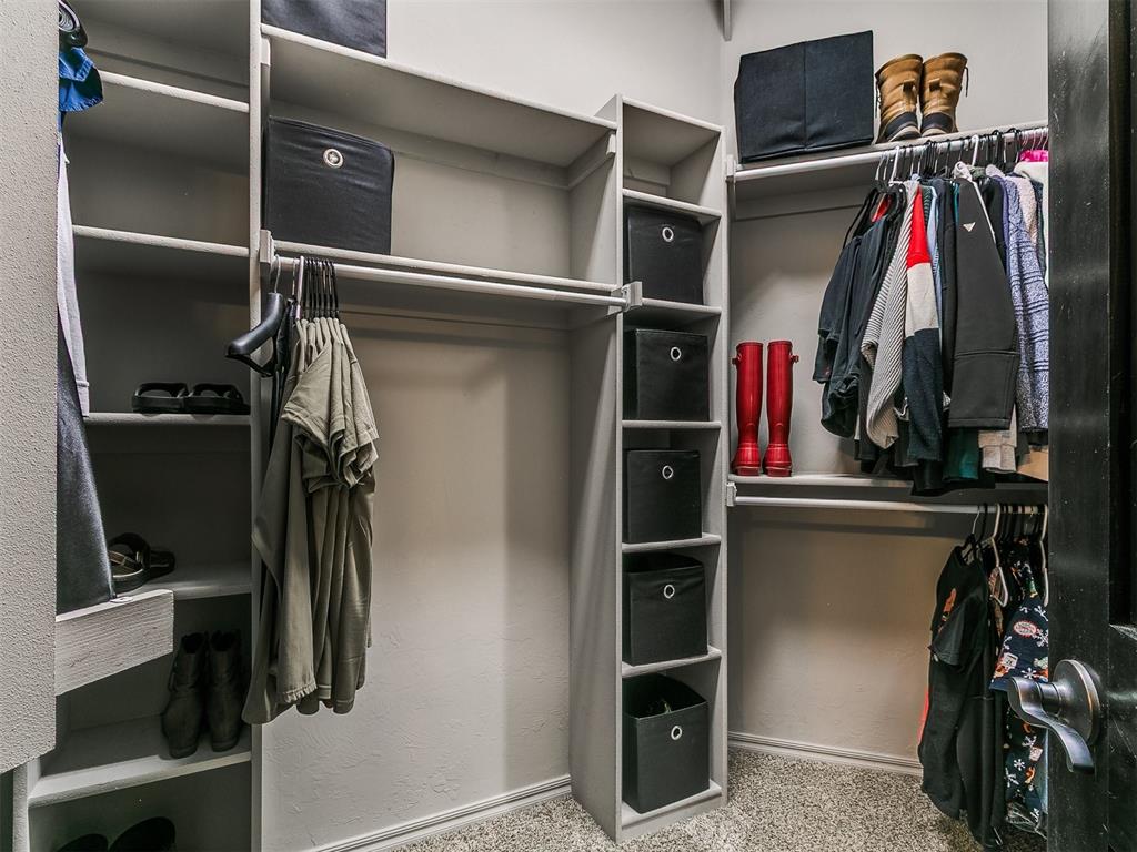 3325 Lakeshire Ridge Way