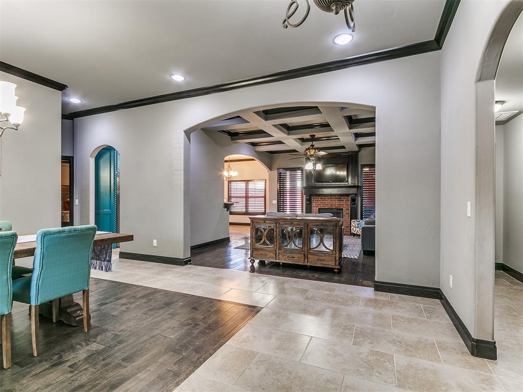 3325 Lakeshire Ridge Way