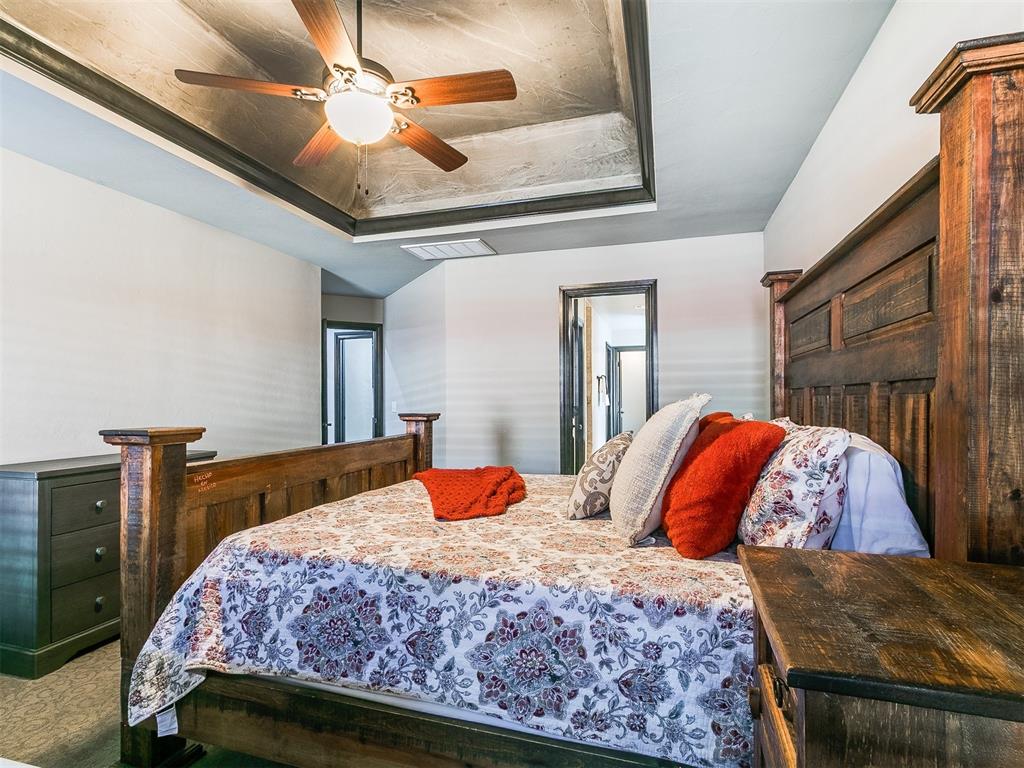 3325 Lakeshire Ridge Way