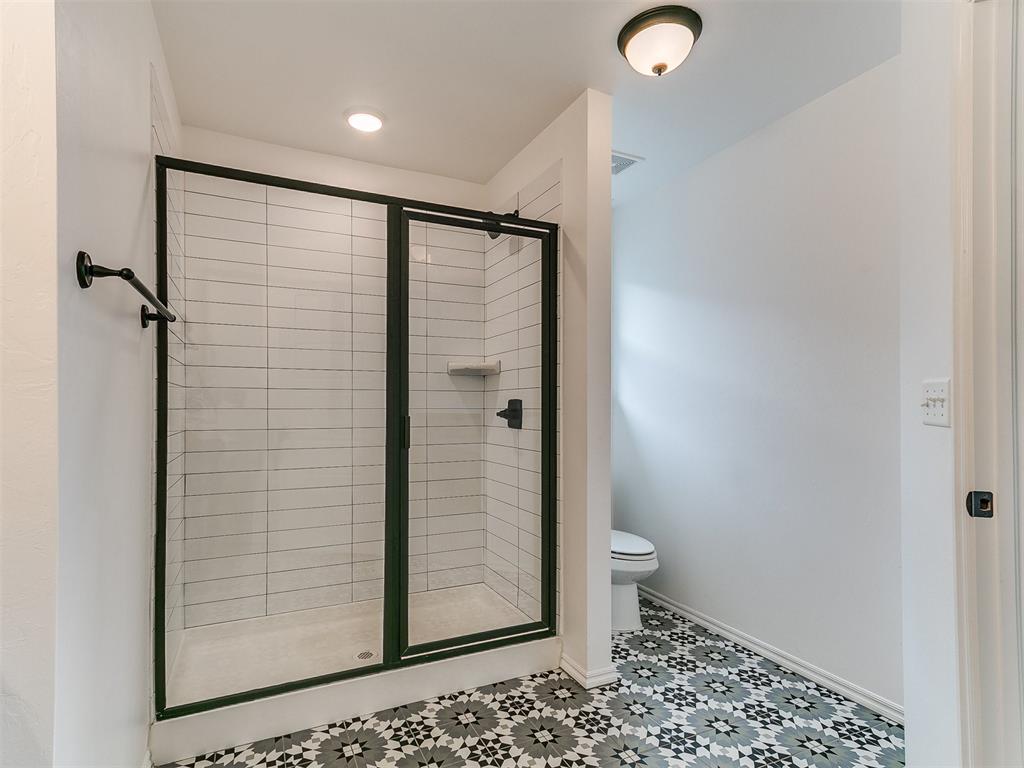 6516 SE 87th Street