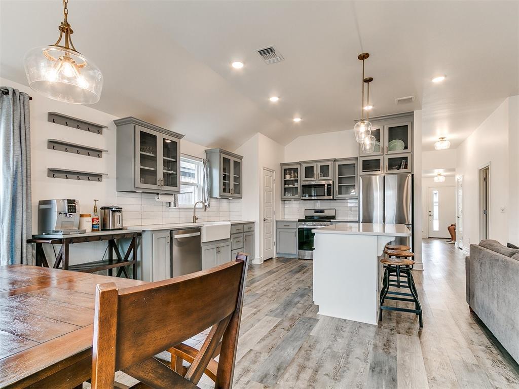 6516 SE 87th Street