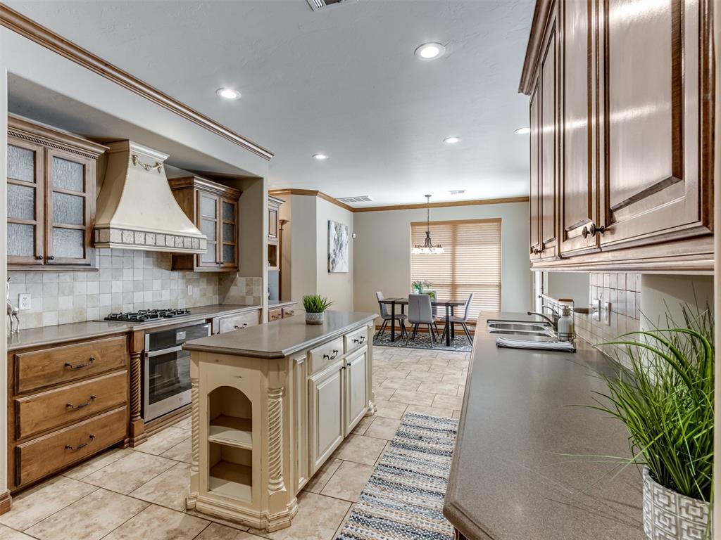 1010 S Caldwell Drive