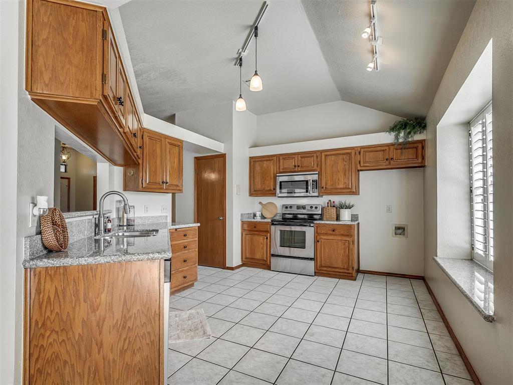 10200 Pinckney Court