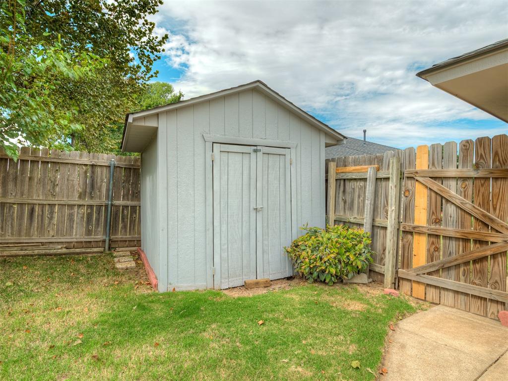 10200 Pinckney Court