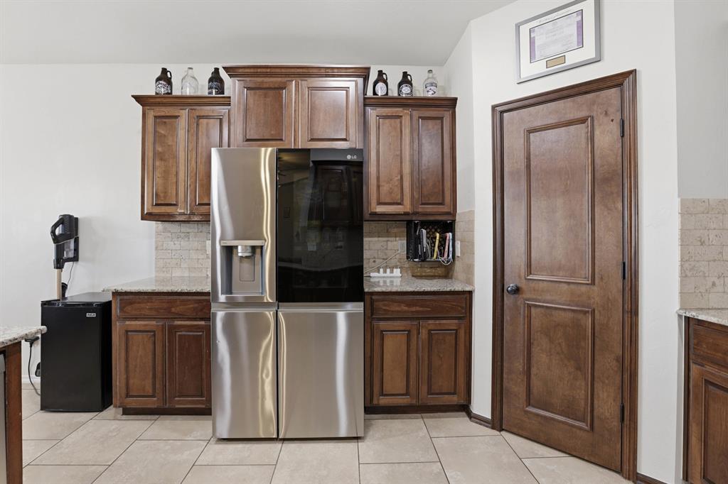 7112 Ridge Manor Lane