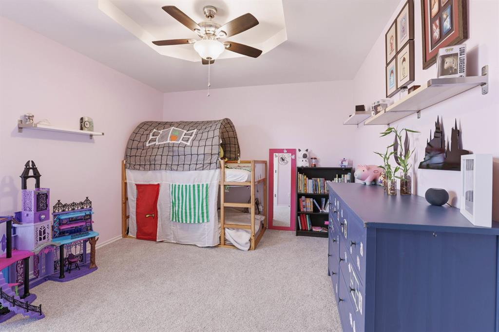 7112 Ridge Manor Lane