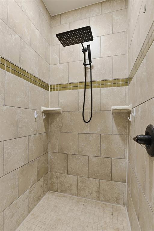 7112 Ridge Manor Lane