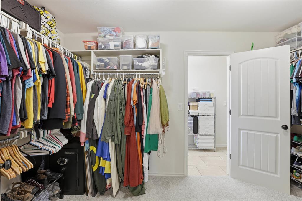 7112 Ridge Manor Lane