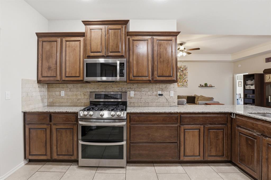 7112 Ridge Manor Lane