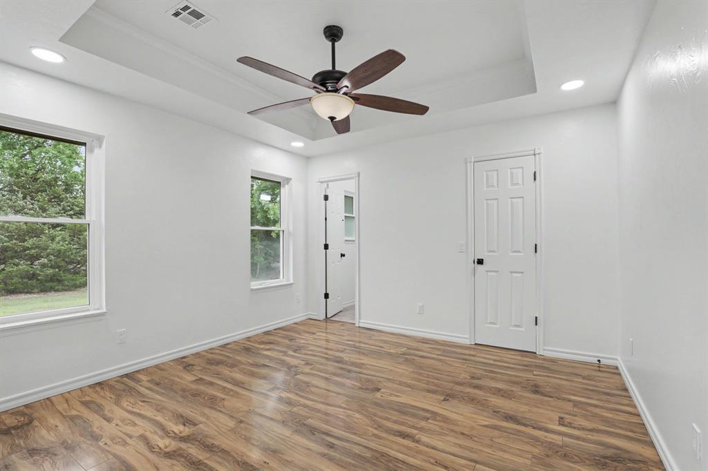 3800 Old Country Circle