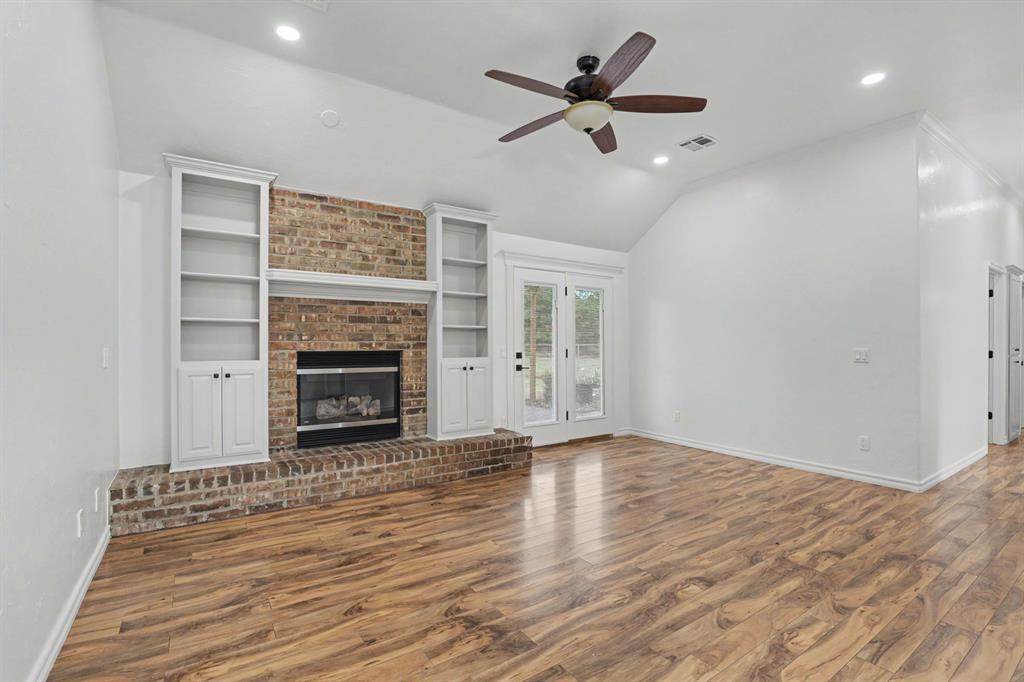 3800 Old Country Circle
