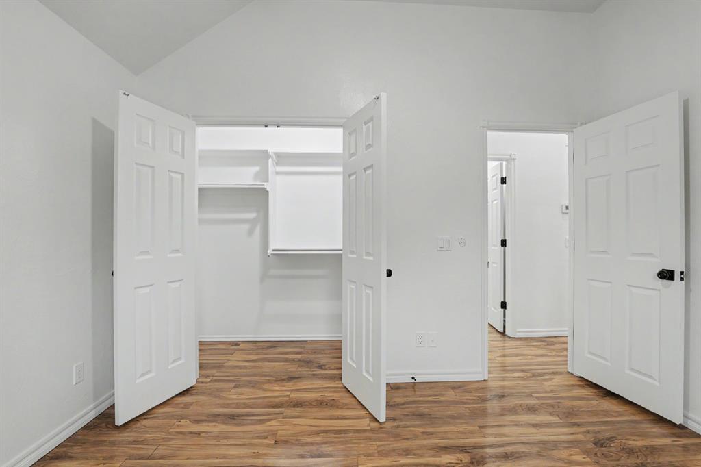 3800 Old Country Circle