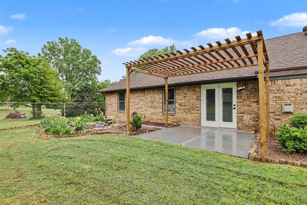 3800 Old Country Circle