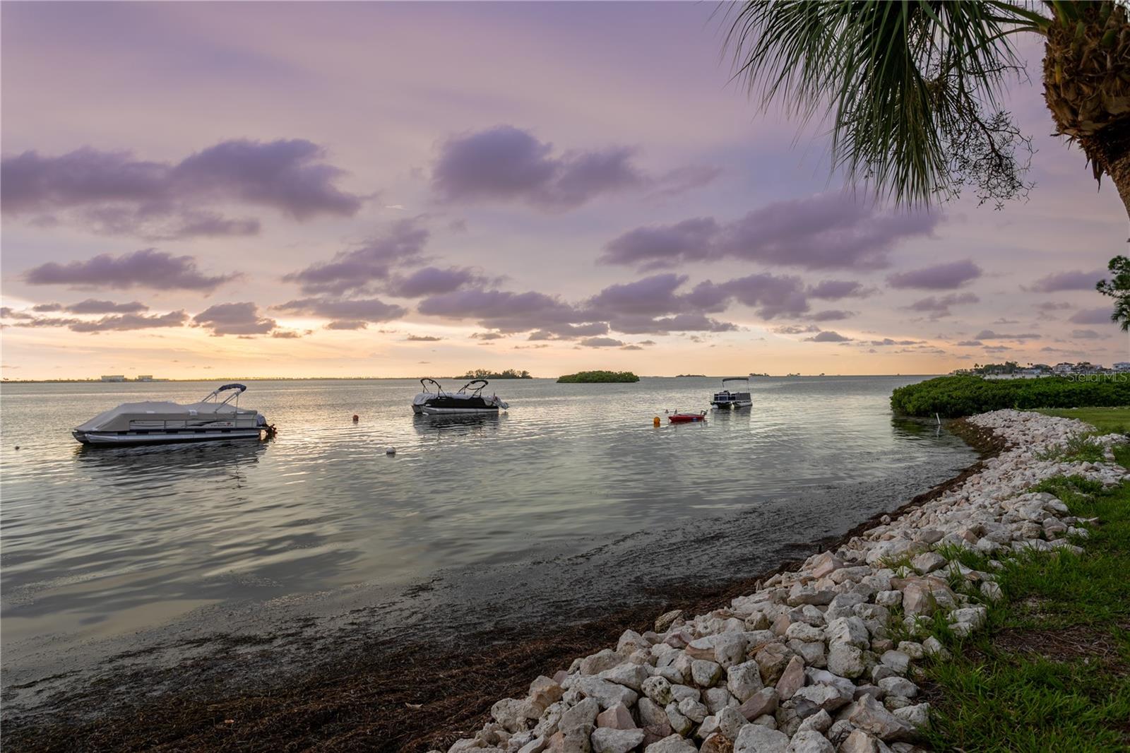 2700 BAYSHORE BLVD #11405