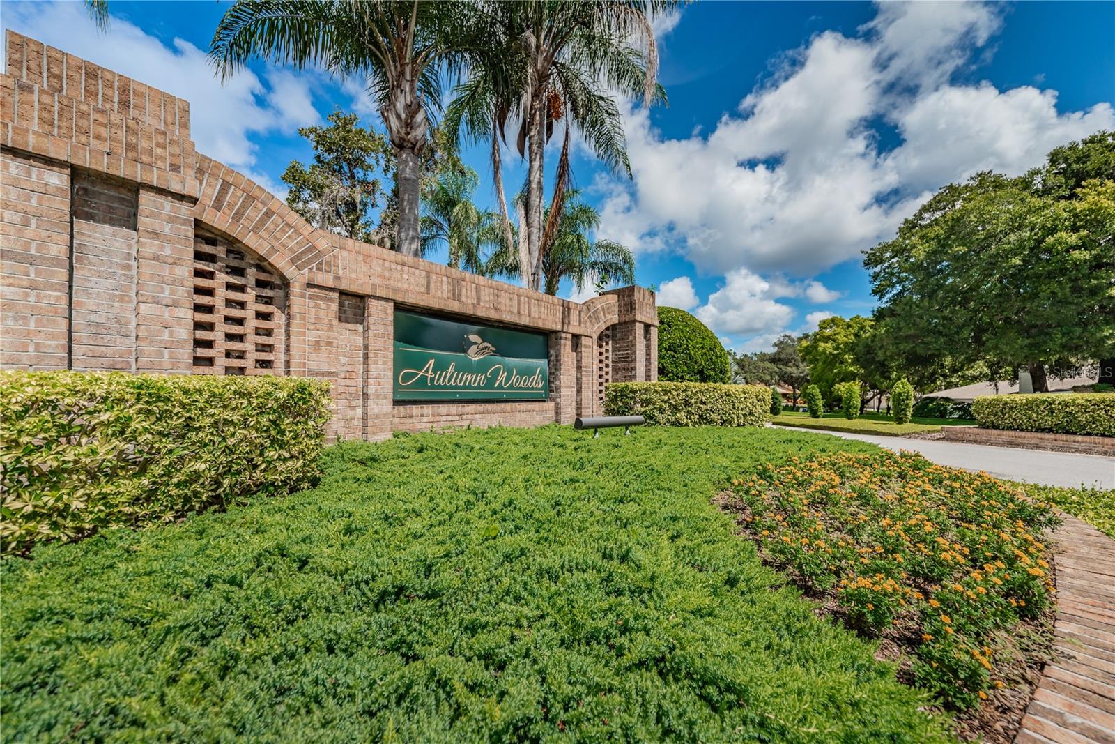 3126 HARVEST MOON DR