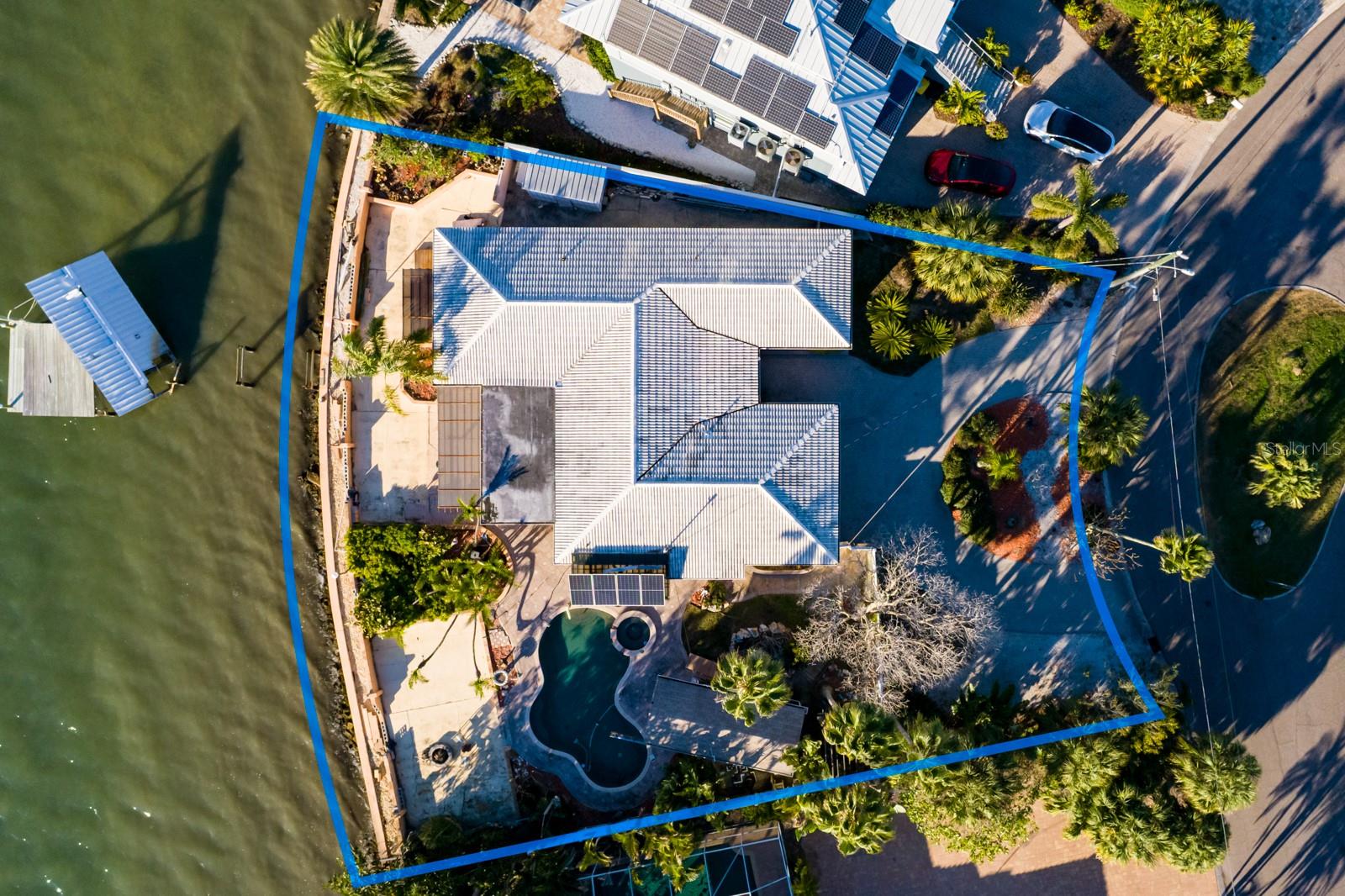 1844 VENETIAN POINT DR