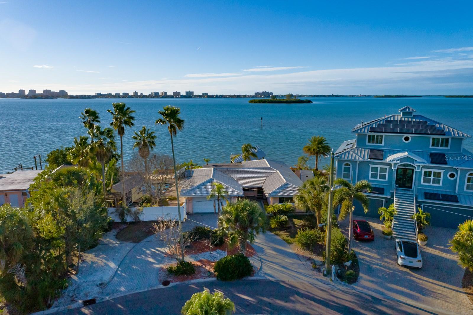 1844 VENETIAN POINT DR