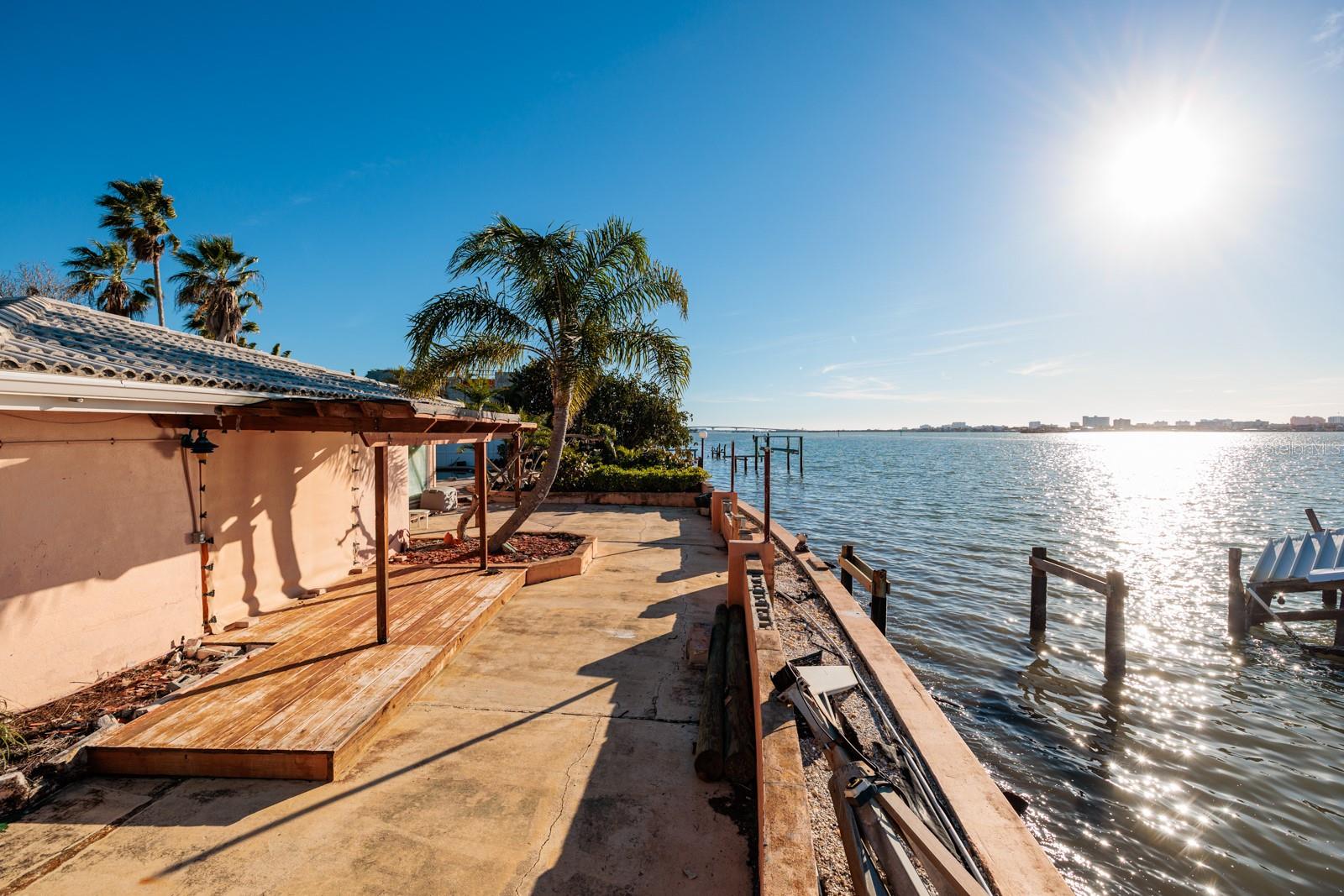 1844 VENETIAN POINT DR