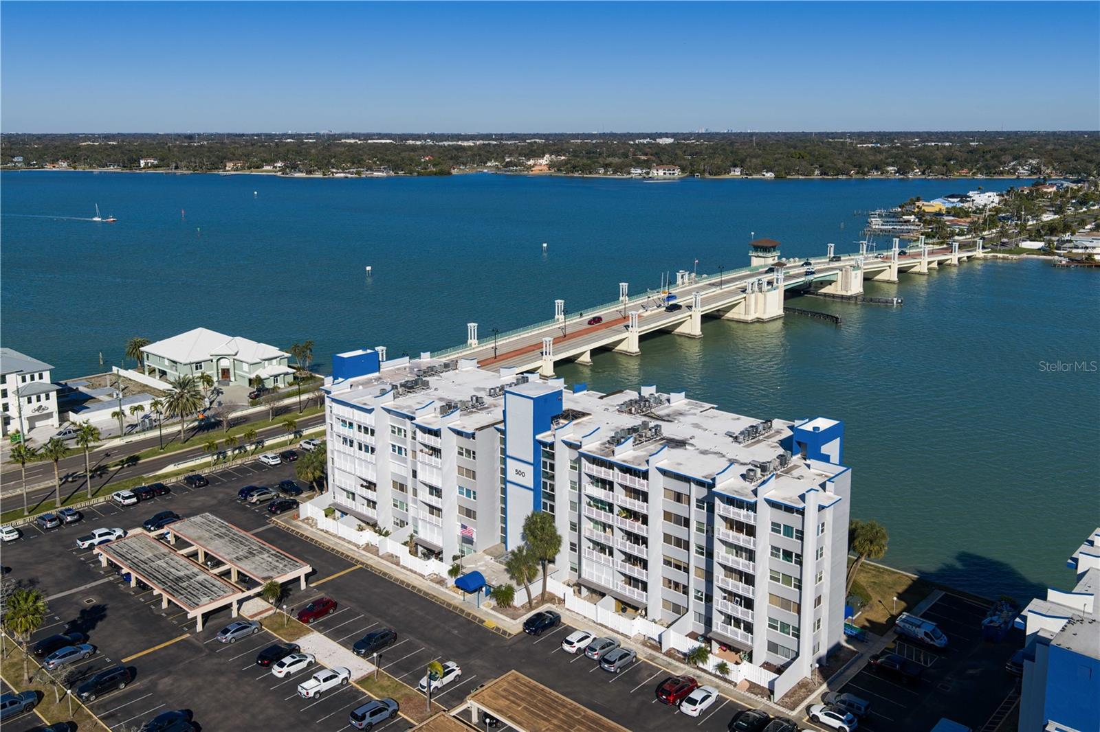 500 TREASURE ISLAND CSWY #704