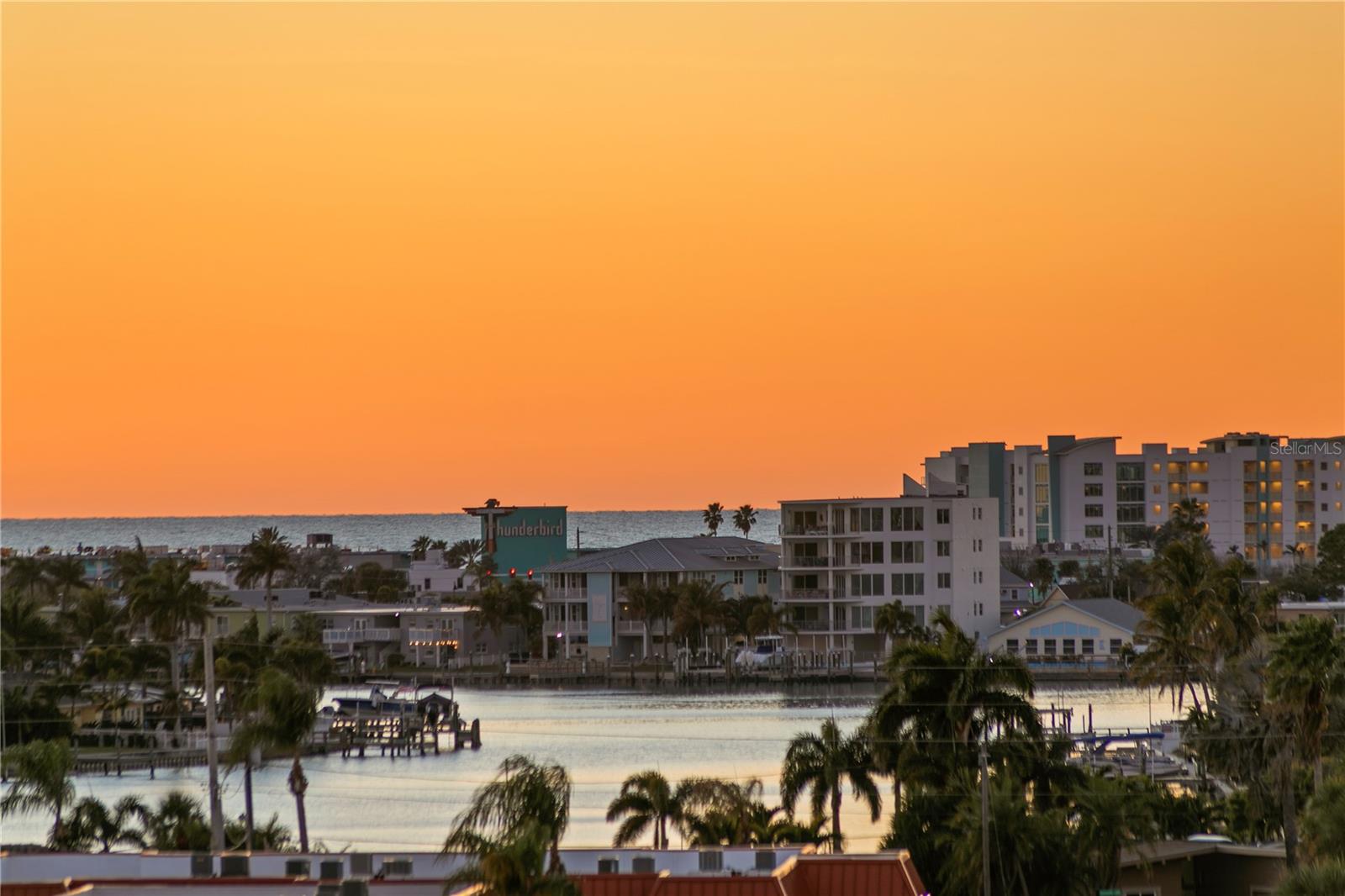 500 TREASURE ISLAND CSWY #704