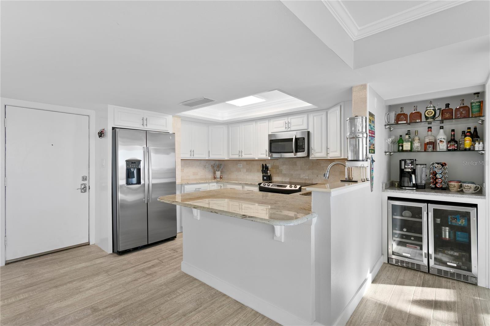 500 TREASURE ISLAND CSWY #704