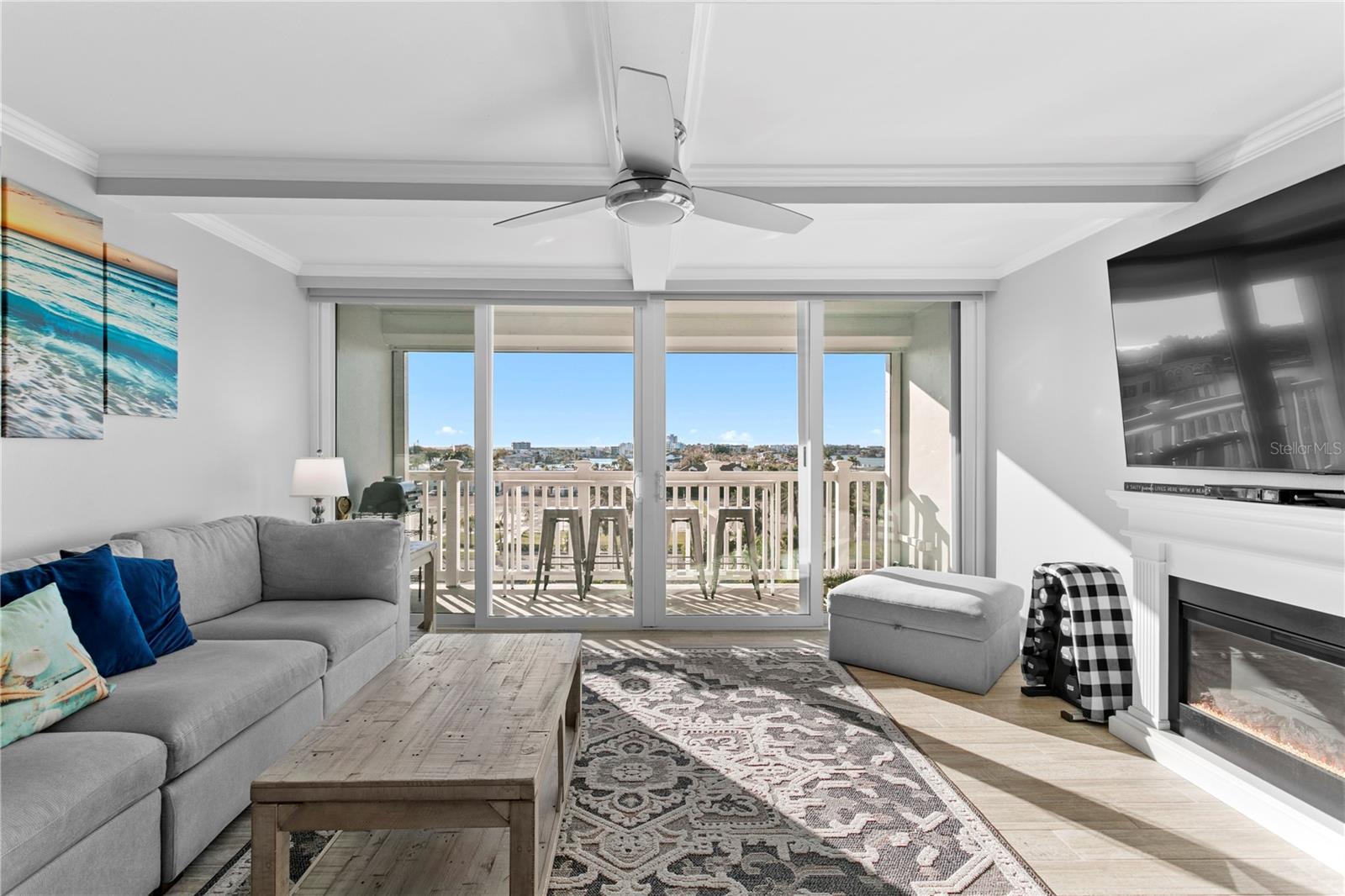 500 TREASURE ISLAND CSWY #704