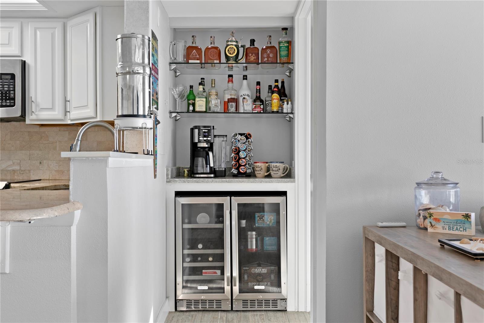 500 TREASURE ISLAND CSWY #704