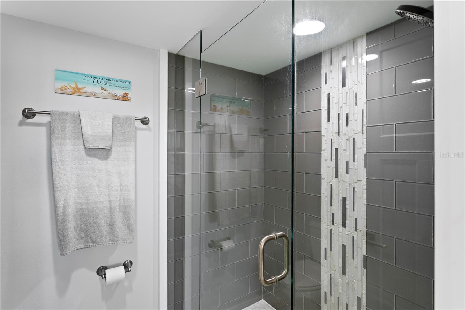 500 TREASURE ISLAND CSWY #704