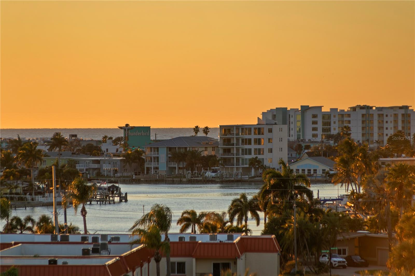 500 TREASURE ISLAND CSWY #704