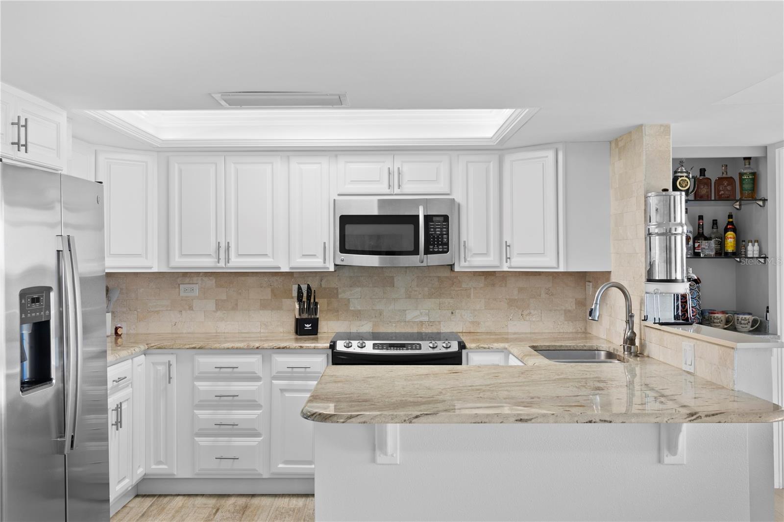 500 TREASURE ISLAND CSWY #704