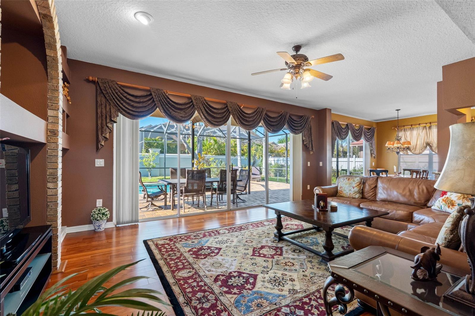 1872 EAGLE TRACE BLVD