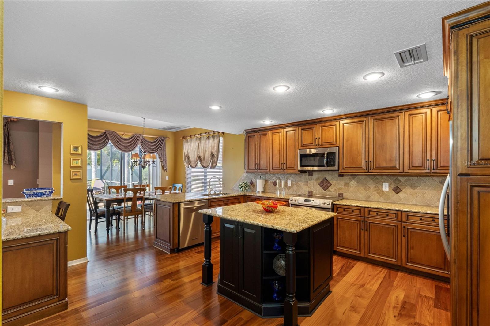 1872 EAGLE TRACE BLVD