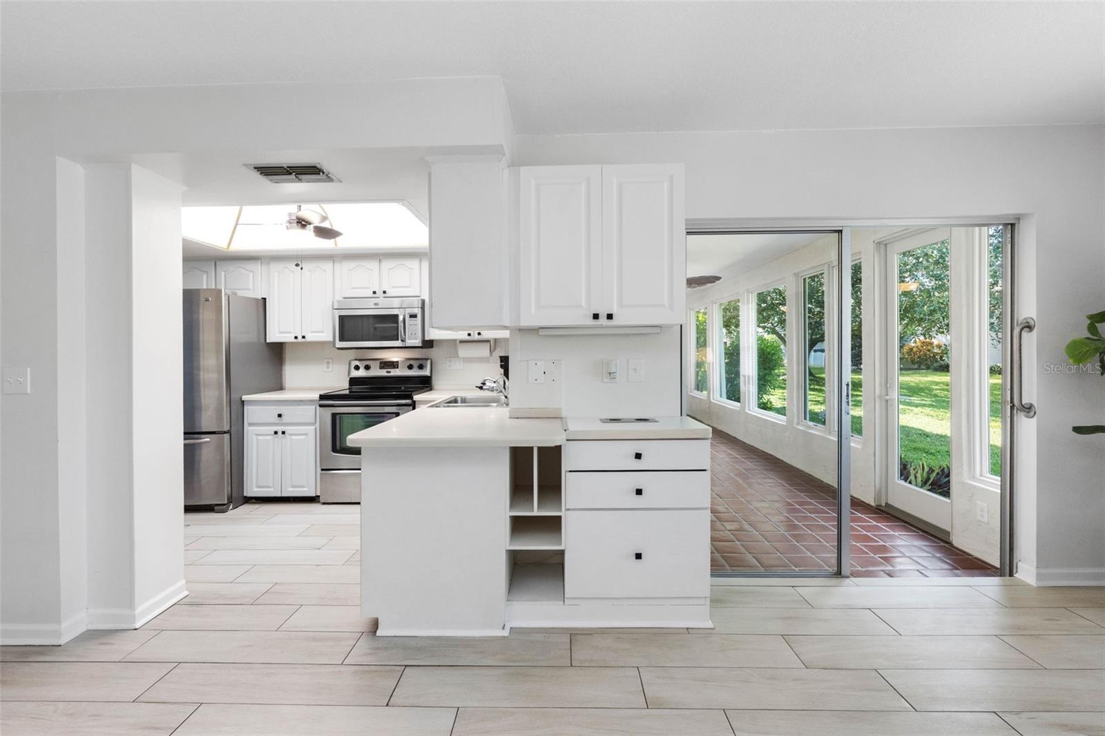 1681 MACDONNELL CT