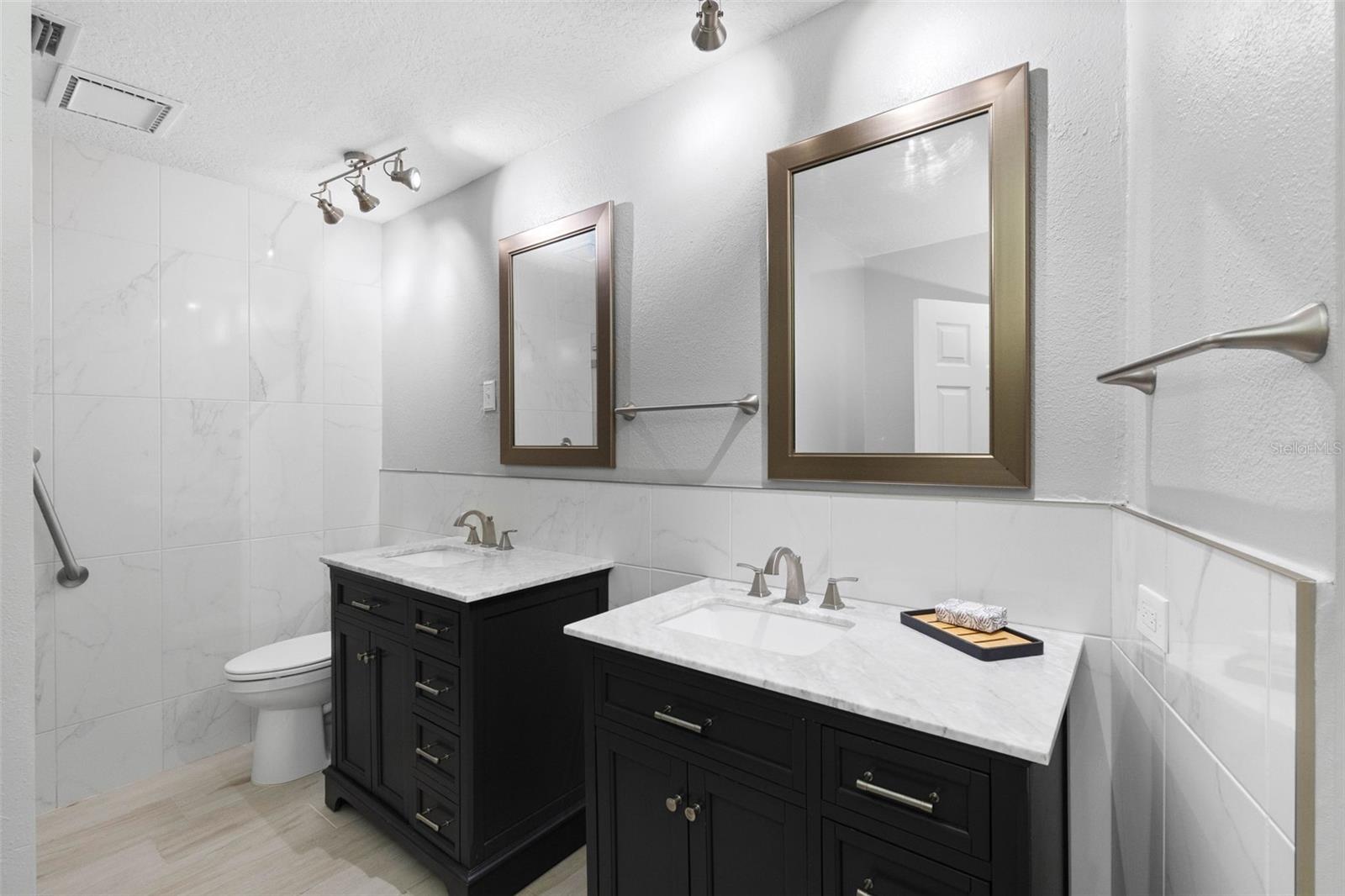 1681 MACDONNELL CT