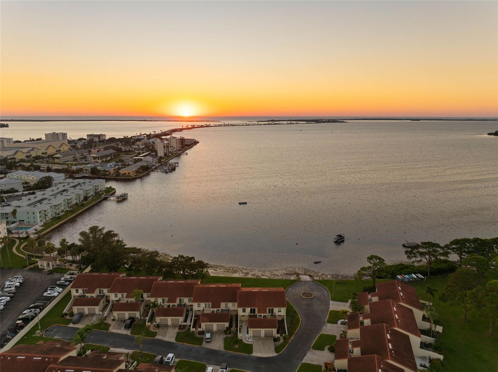 2700 BAYSHORE BLVD #511