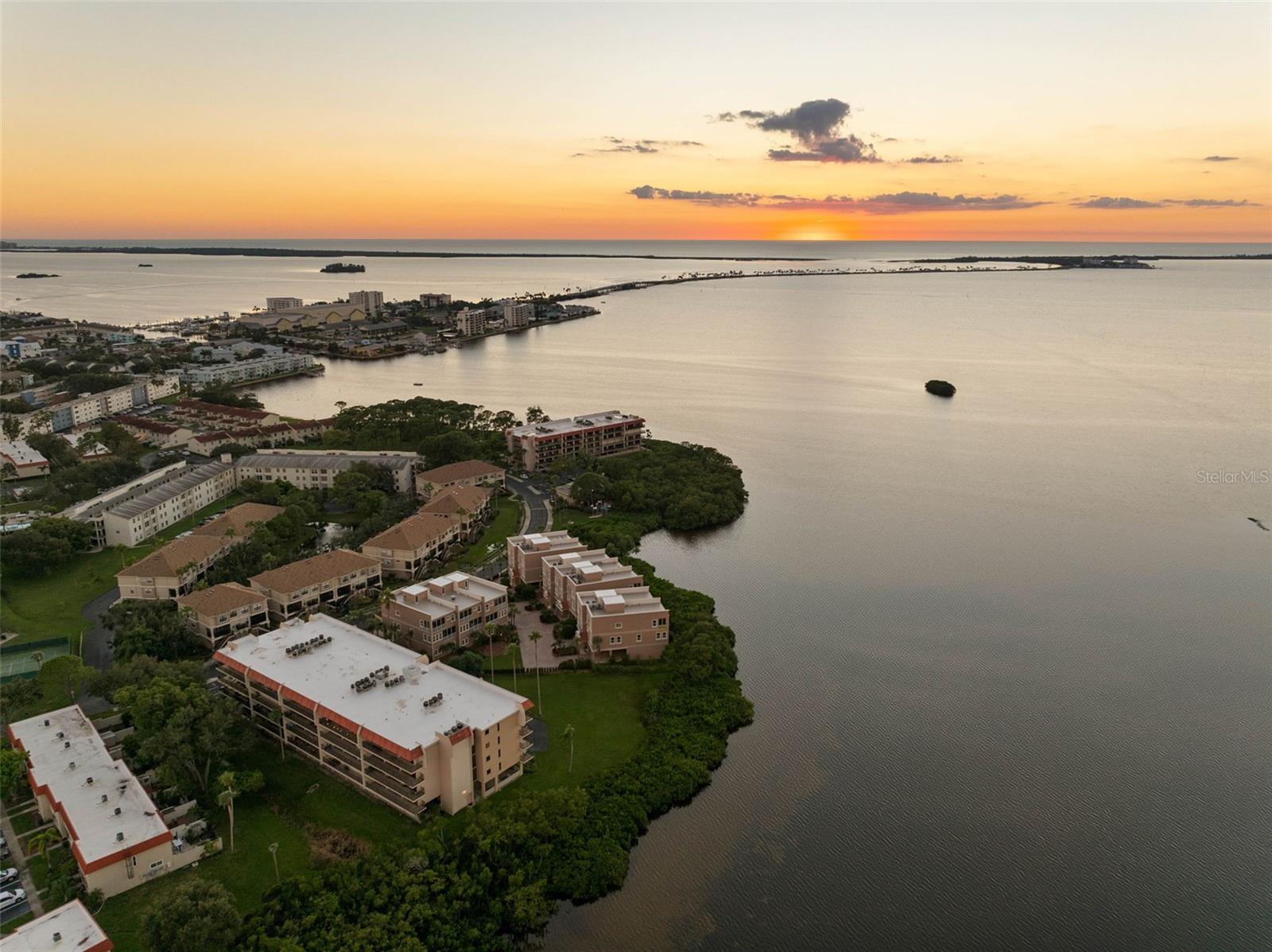 2700 BAYSHORE BLVD #9405