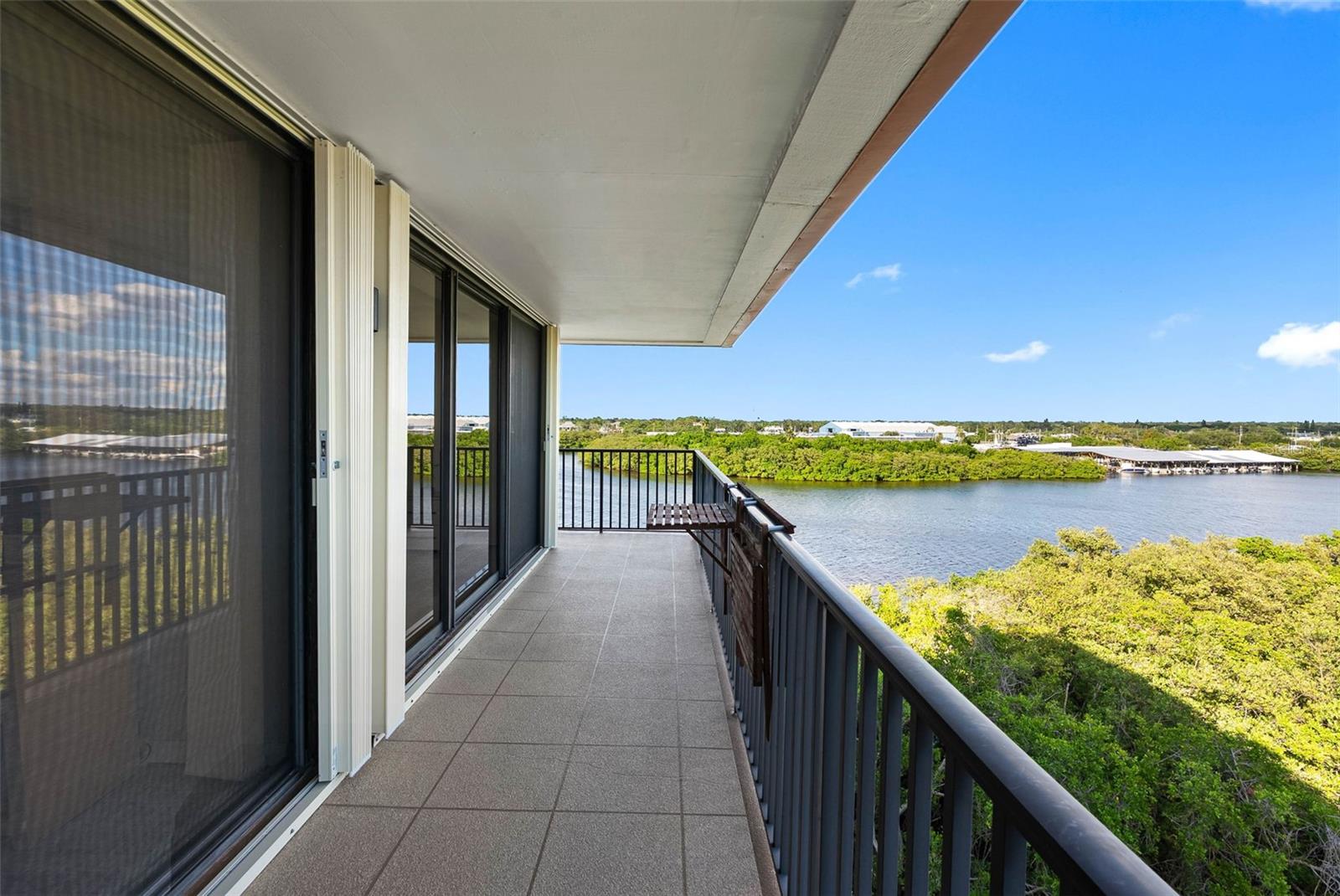 2700 BAYSHORE BLVD #9405