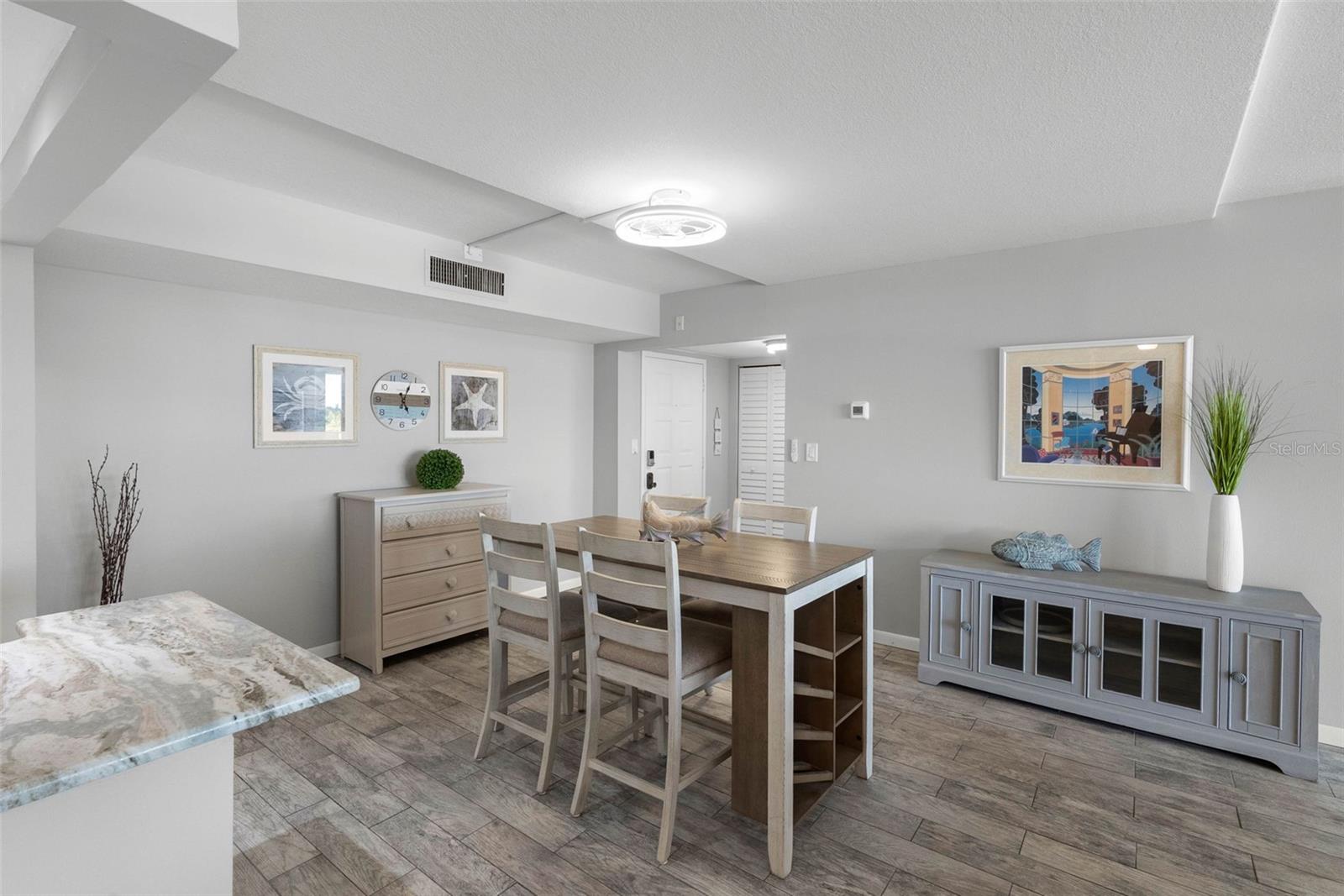 2700 BAYSHORE BLVD #9405
