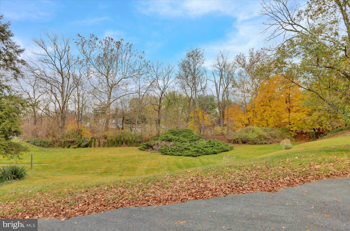 5621 Oley Turnpike ROAD