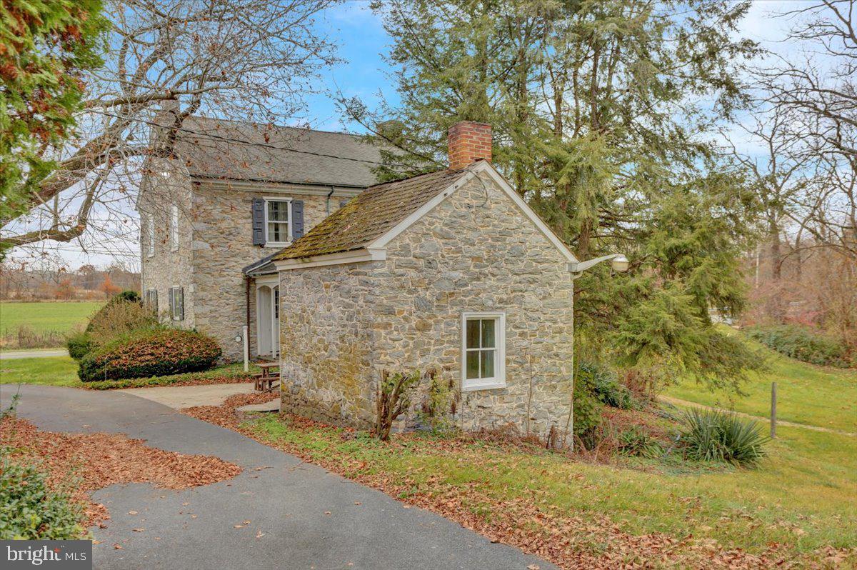5621 Oley Turnpike ROAD