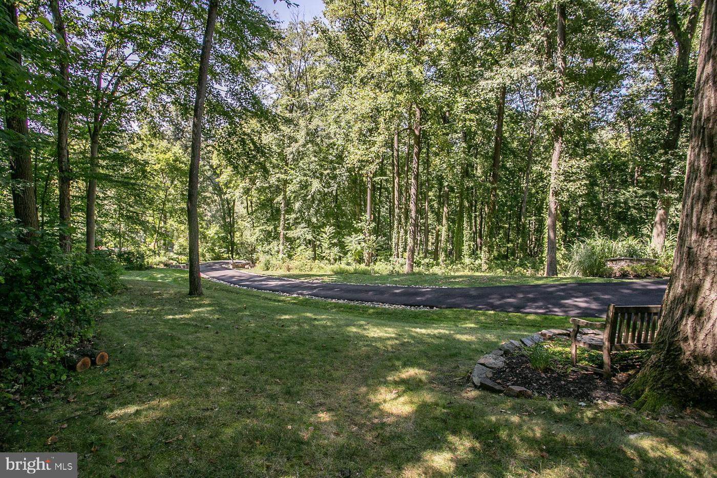 1246 Hollow Rd
