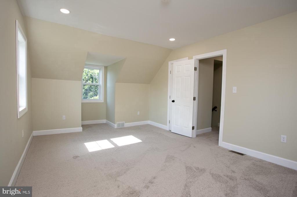419 Perkiomen Ave