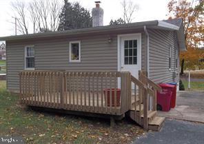 105 CHURCH RD