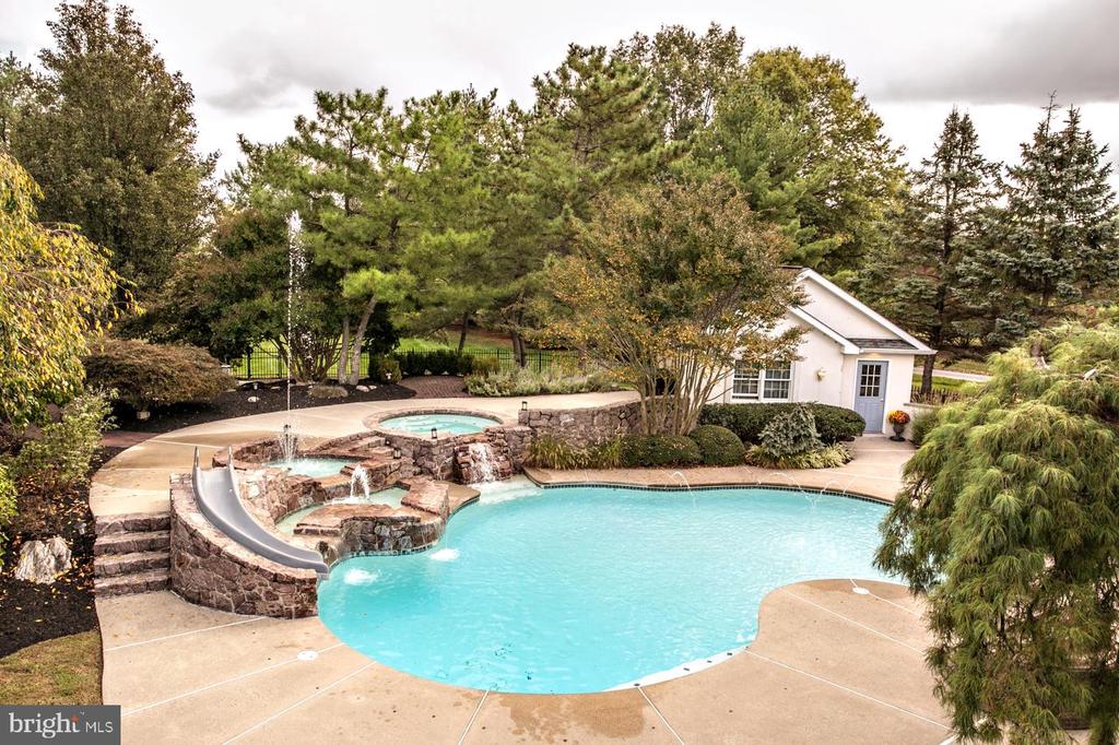 3347 Fisher Rd