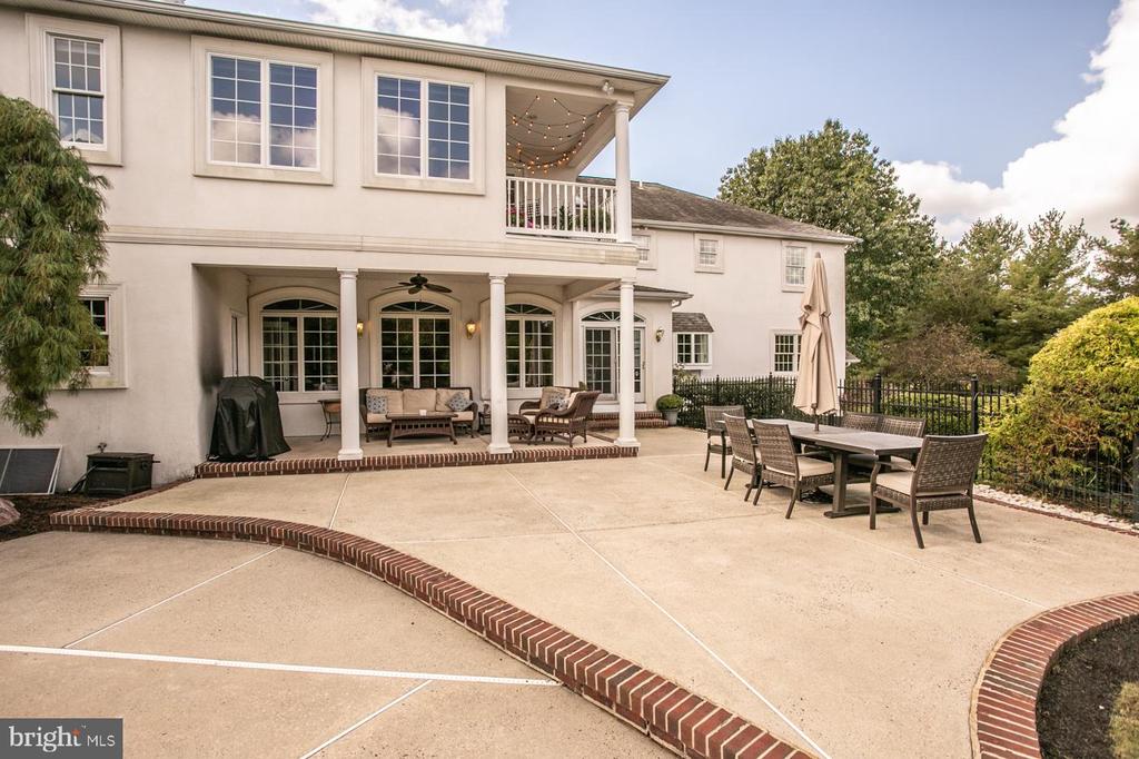 3347 Fisher Rd