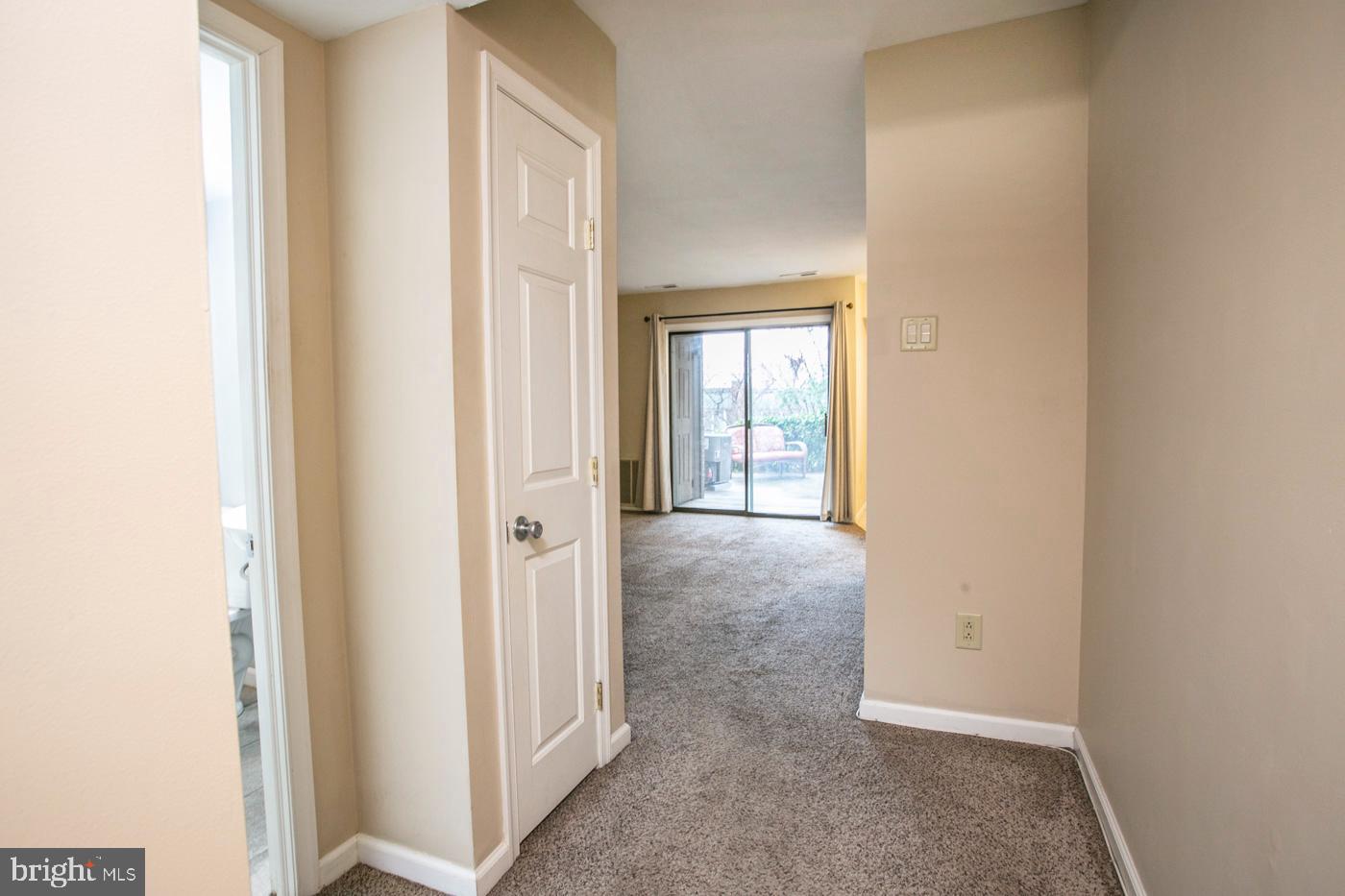 817 Meadowview Ln #817